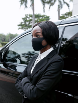 taxi-driver-waiting-her-client-23-2149236757-1-.png